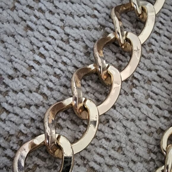 Vintage 80's Gold Draped Layered Chains-Mixed Styles-Gold-Tone-Fashion Jewelry - Picture 5 of 5